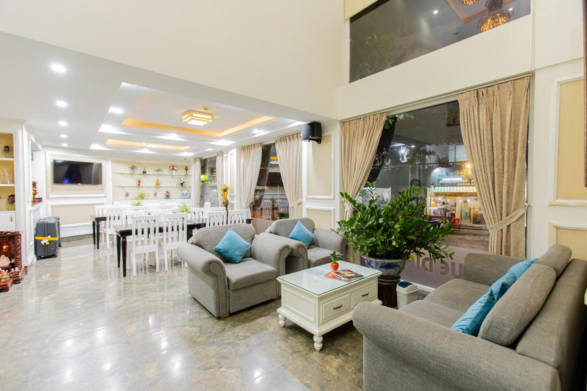 Blue Diamond Airport - San Bay Tan Son Nhat Ho Chi Minh City Exterior photo